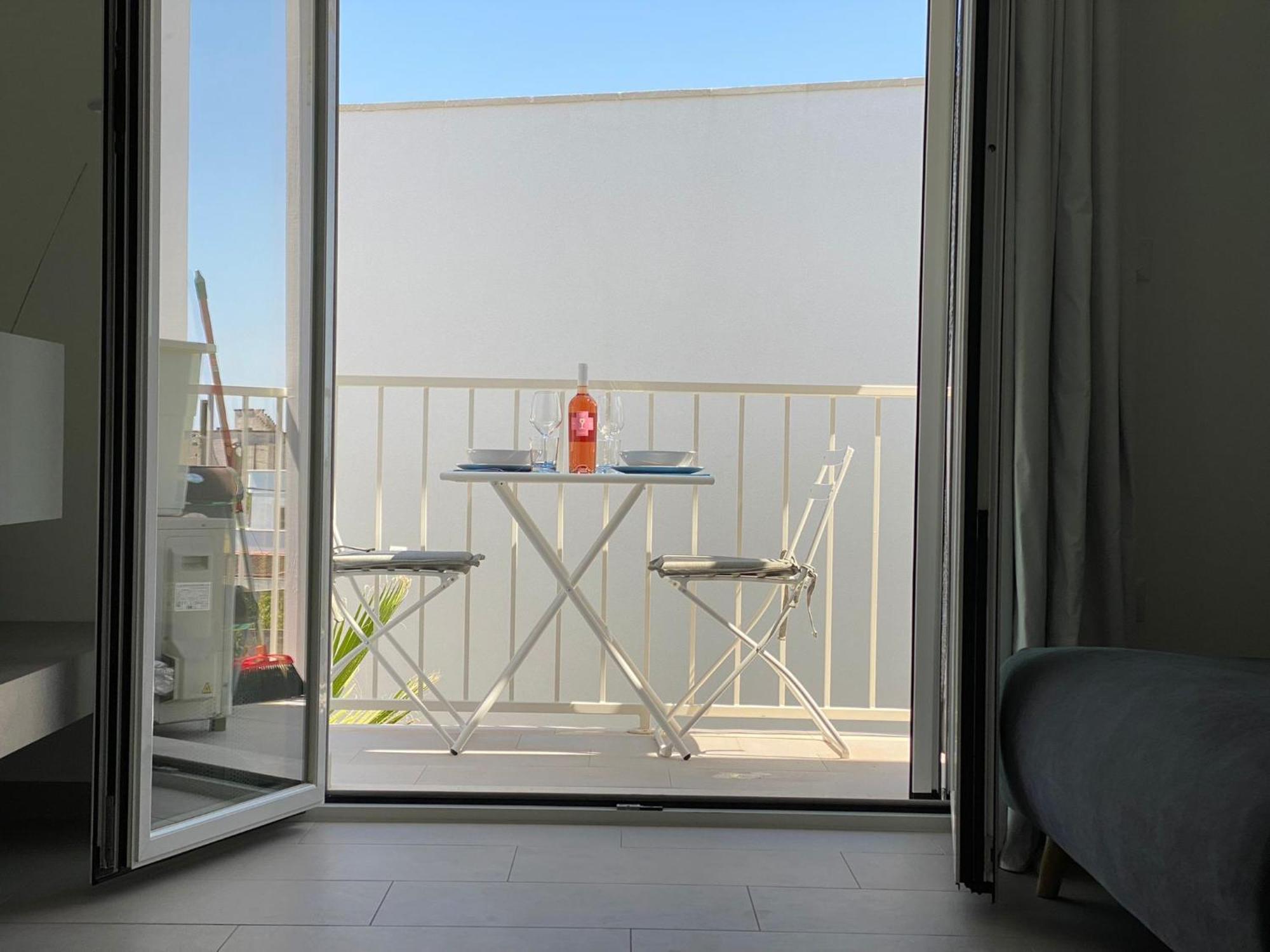 Tramonti Incredibili In Piscina - Apartment8 Con Ac Wifi In Residence Santa Maria al Bagno Szoba fotó
