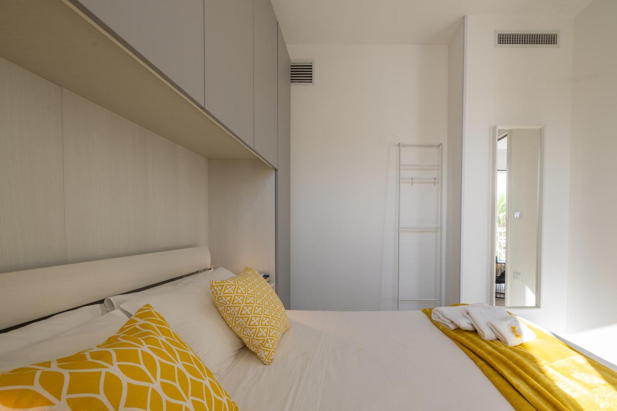 Tramonti Incredibili In Piscina - Apartment8 Con Ac Wifi In Residence Santa Maria al Bagno Kültér fotó