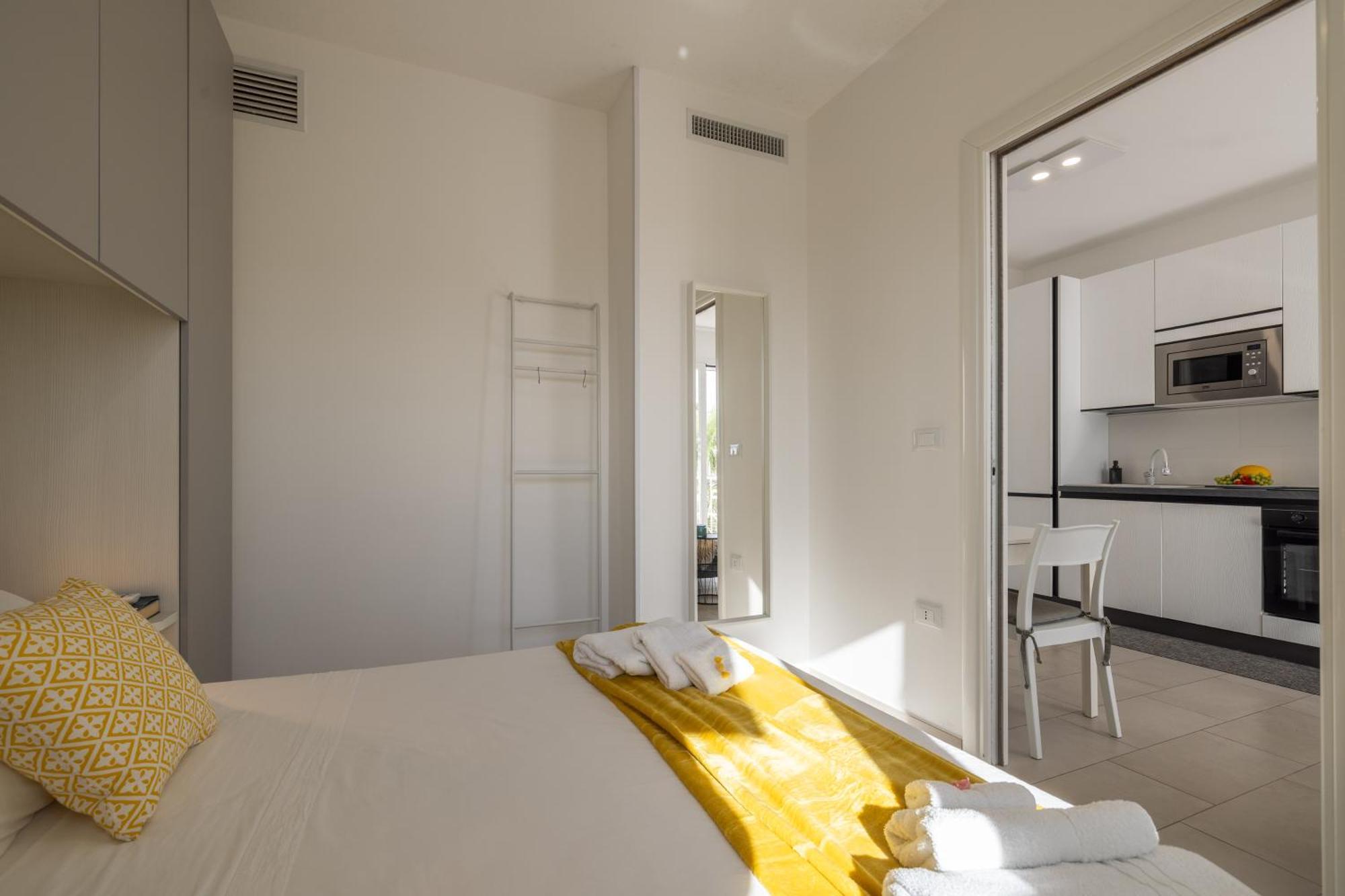 Tramonti Incredibili In Piscina - Apartment8 Con Ac Wifi In Residence Santa Maria al Bagno Kültér fotó
